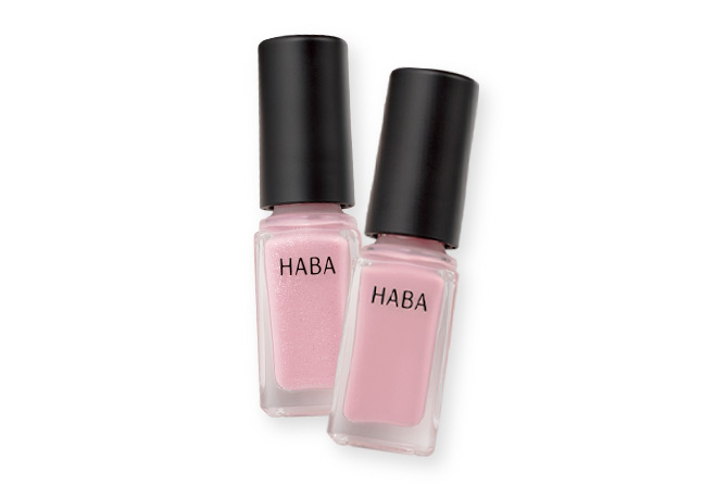 爪へのやさしさを考えたネイルカラー